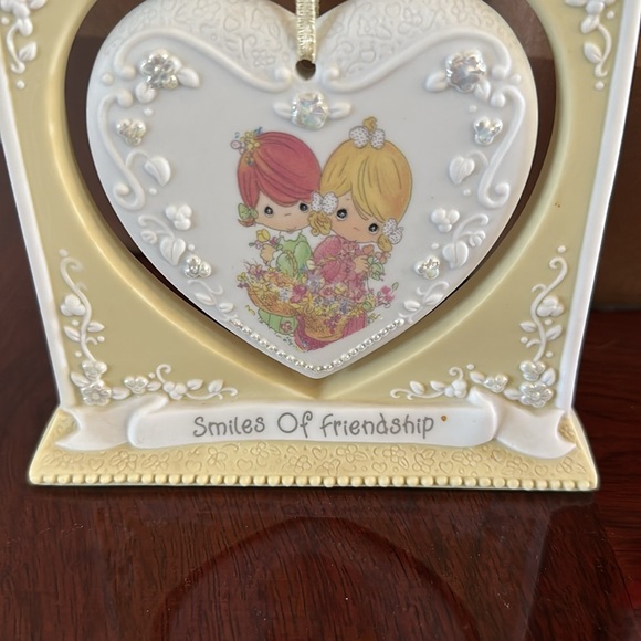 Enesco *VINTAGE* 1997 Precious Moments “Smiles of Friendship” Swinging Heart - Picture 4 of 13